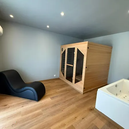 Aparthotel Tulip *